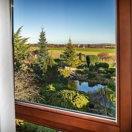 Wellness Hotel Happy Star Hnanice  Dış mekan fotoğraf